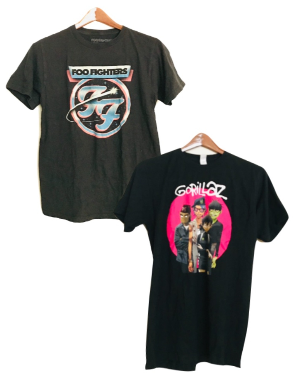 Foo Fighters size S + Gorillas t-shirt size M